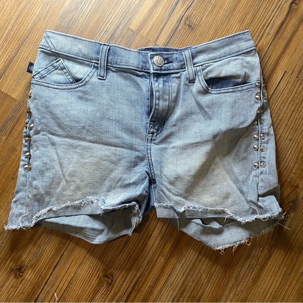 Rock and Republic light wash jean shorts